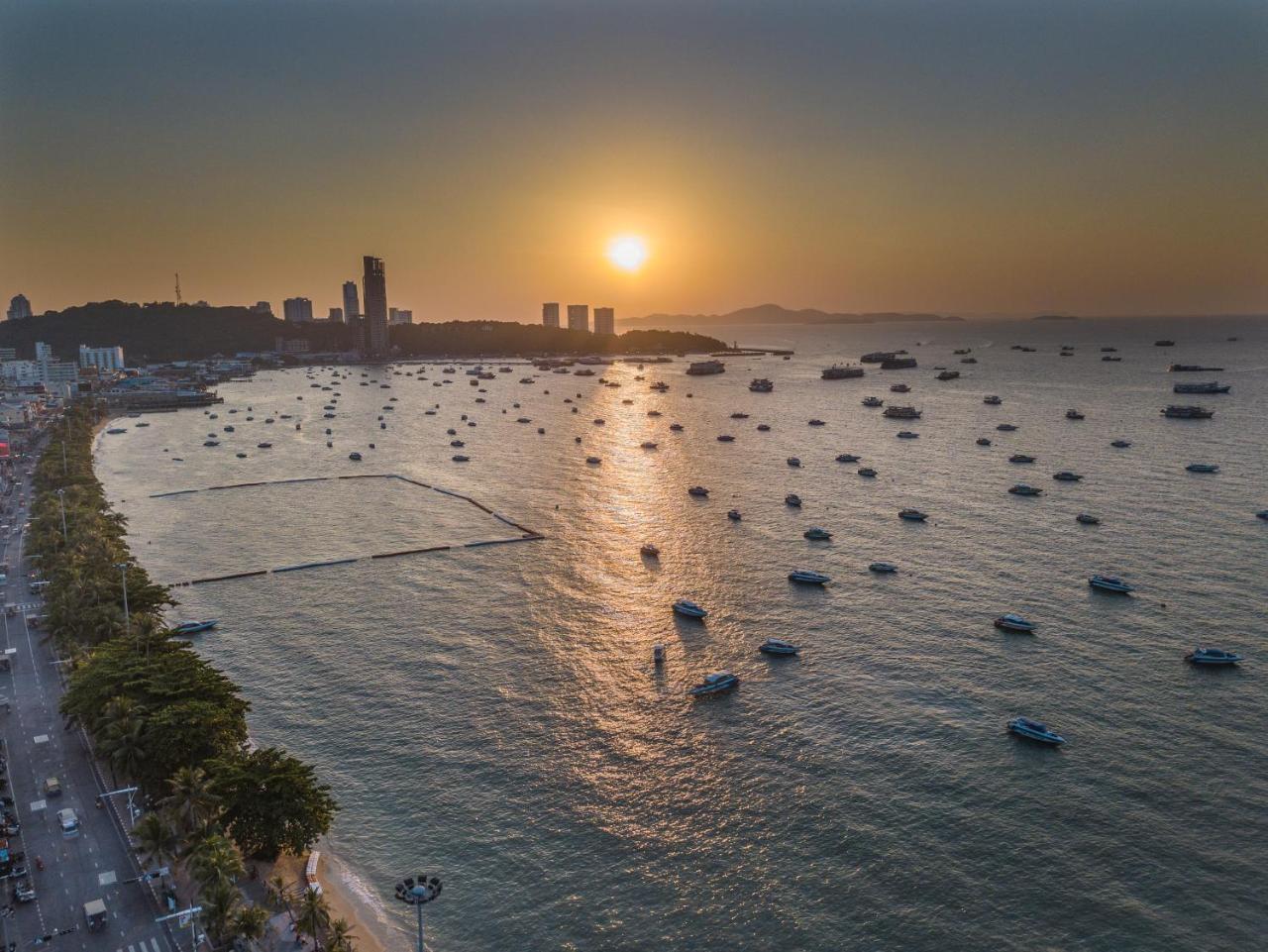 Eastiny Residence Hotel Pattaya Zewnętrze zdjęcie